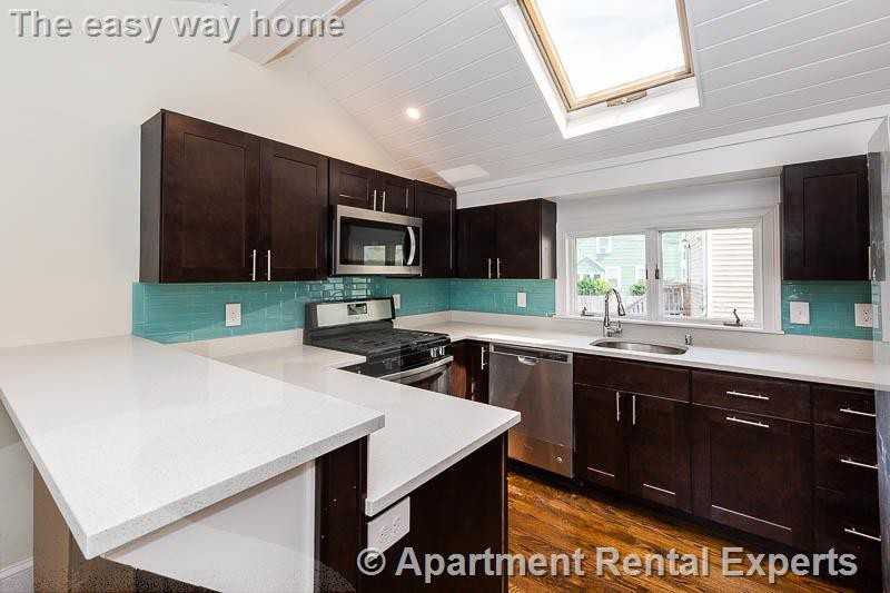 71 Orchard St - Photo 2 of 22