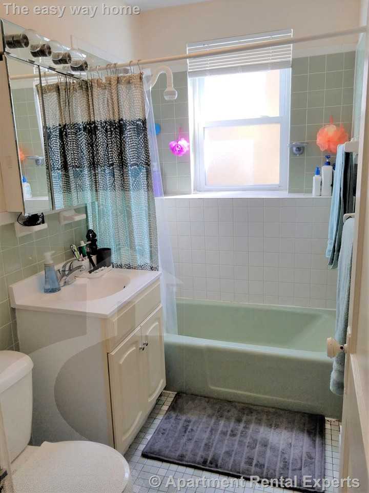 402 Highland Ave #21 - Photo 2 of 7