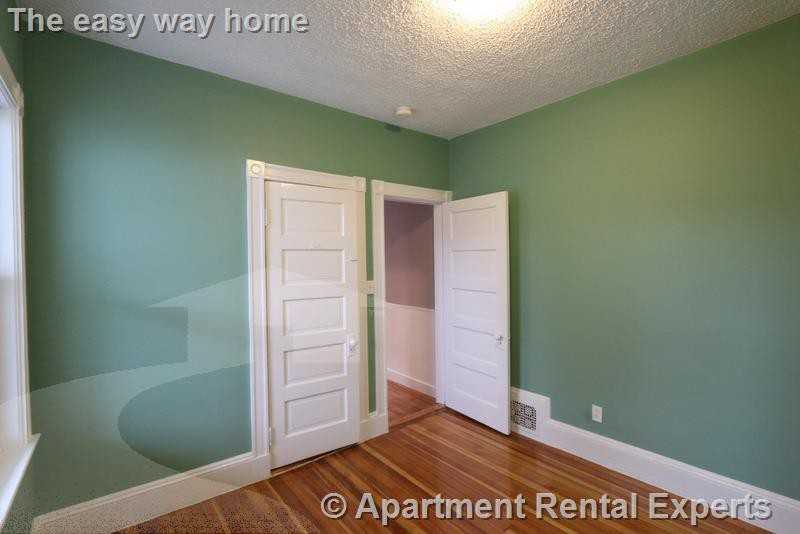 21 Granite St #2 - Photo 5 of 16