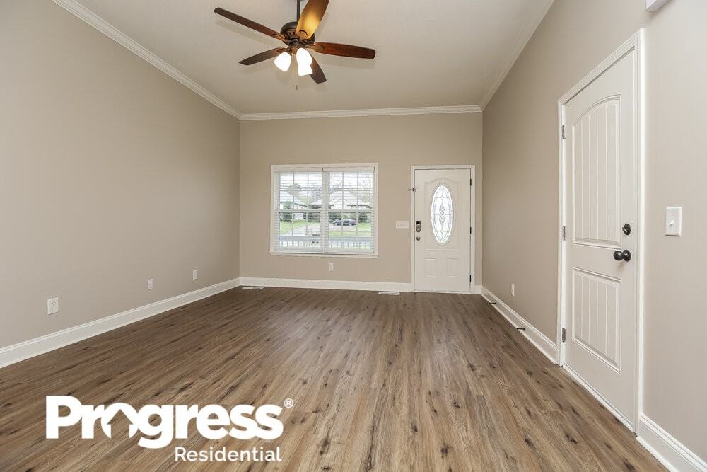 101 Larkin Springs Rd - Photo 3 of 16