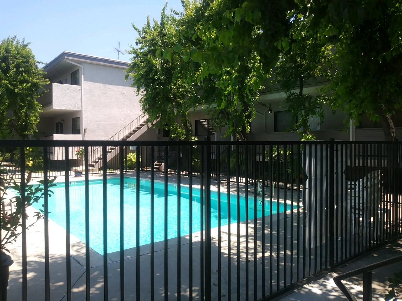 Canoga Park Apartments Parthenia St & De Soto Ave, Los Angeles, CA