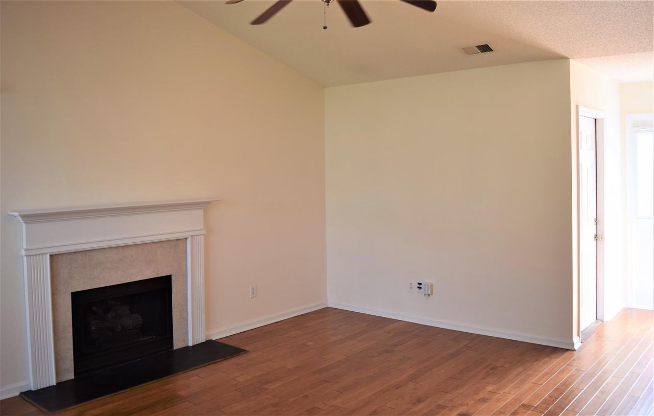 10120 Sparkling Brook Ct #1 - Photo 5 of 16