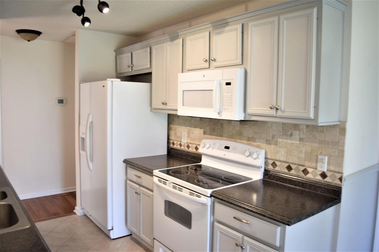 10120 Sparkling Brook Ct #1 - Photo 7 of 16