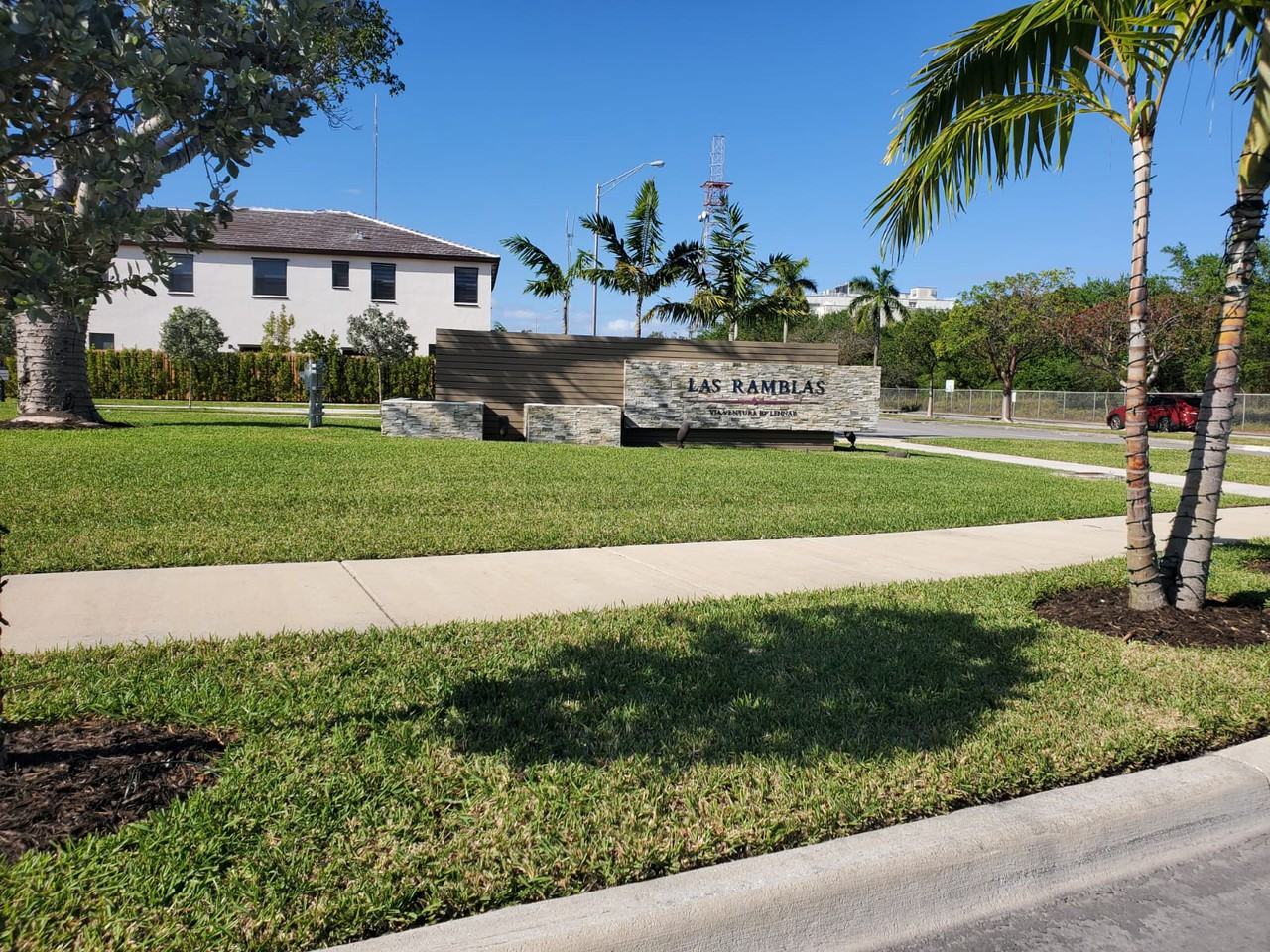 21427 Ne 3rd Path, Ives Estates, FL 33179 3 Bedroom Condo for Rent for