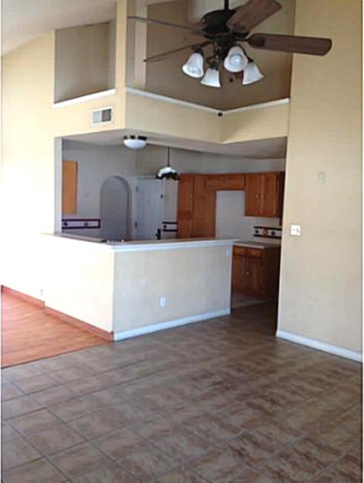 5717 Schwarzkopf Dr - Photo 3 of 27