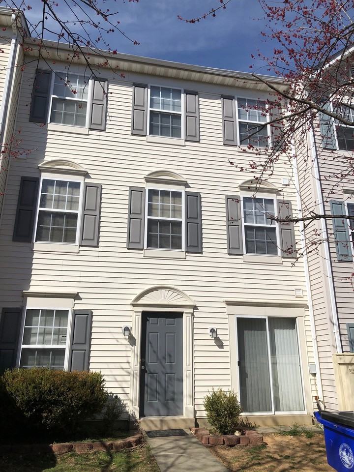 122 Bishopstone Circle