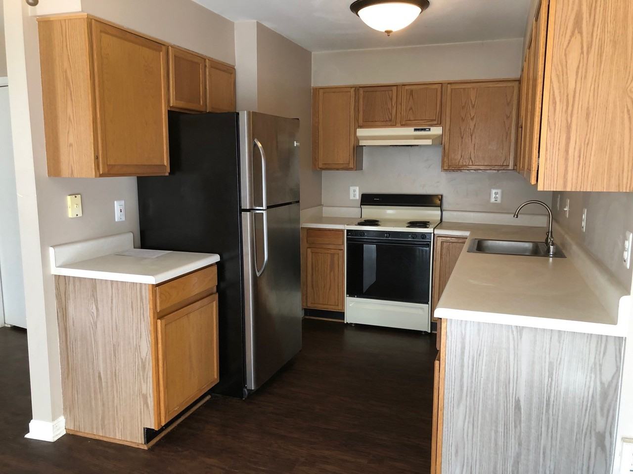 122 Bishopstone Circle - Photo 2 of 10