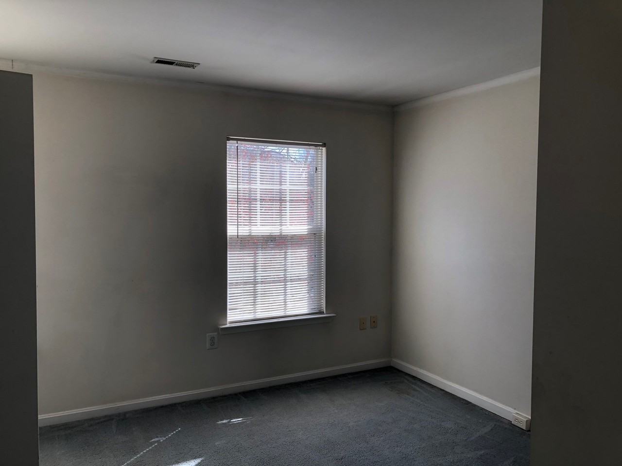 122 Bishopstone Circle - Photo 7 of 10