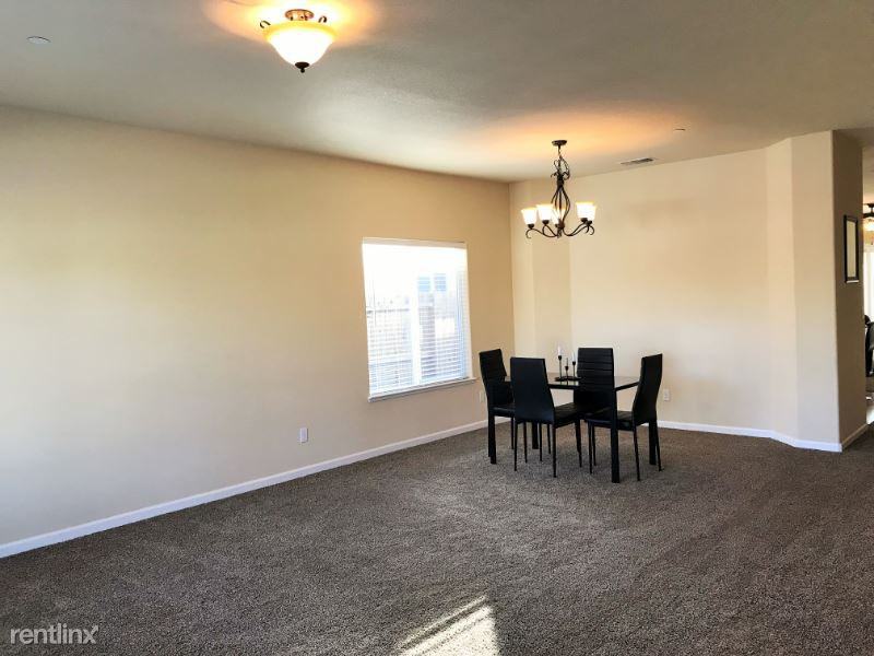 290 Mcdaniel Cir - Photo 2 of 16