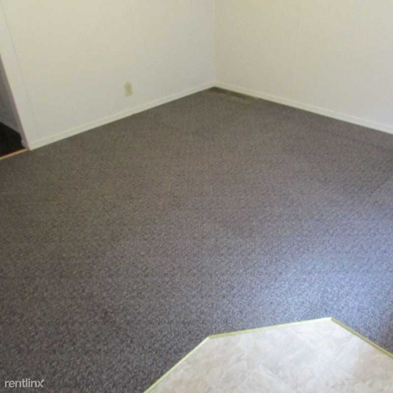 1911A Smelter Ave Ne - Photo 2 of 7