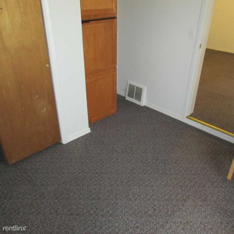 1911A Smelter Ave Ne - Photo 3 of 7