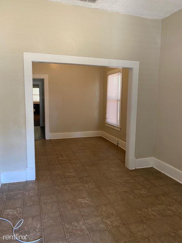 237 W 40th St - Photo 2 of 10