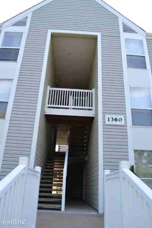 1360 Hunters Rd #L - Photo 2 of 16