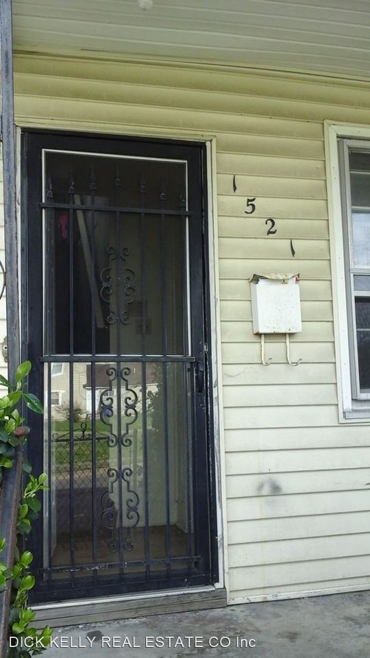 1521 Vine St - Photo 2 of 15