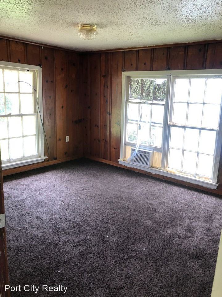 2810 Morningside Dr - Photo 2 of 2