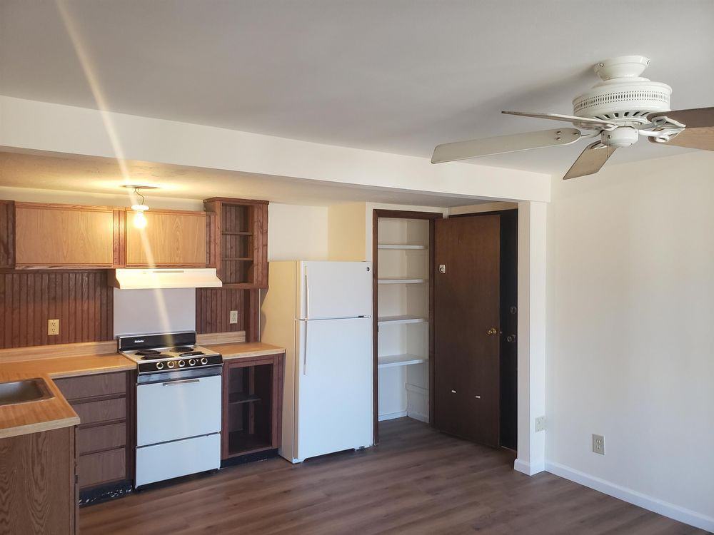 318 318 Vineyard Avenue - 2 - Photo 3 of 12