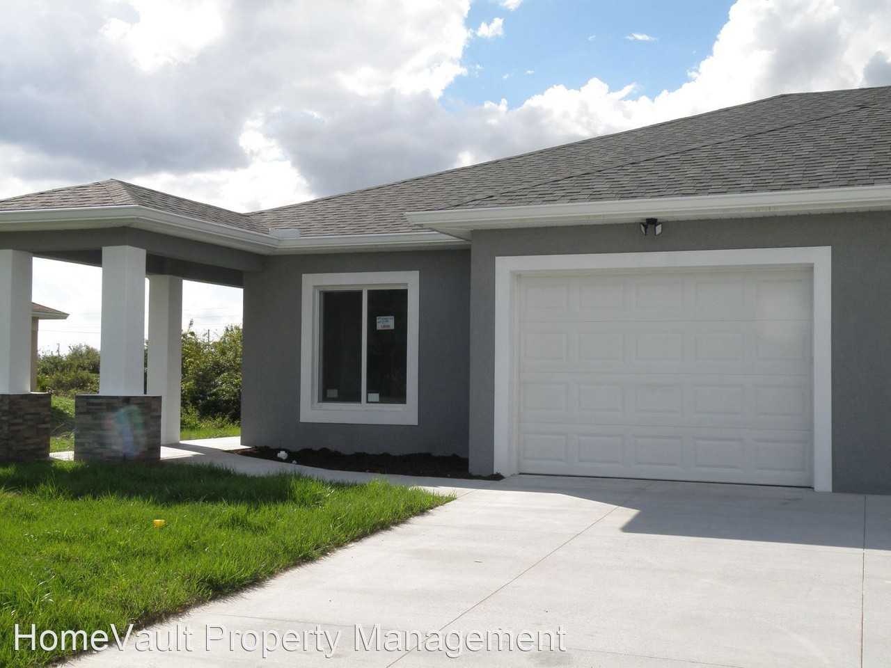 390 Pennfield  Avenue - Photo 2 of 8