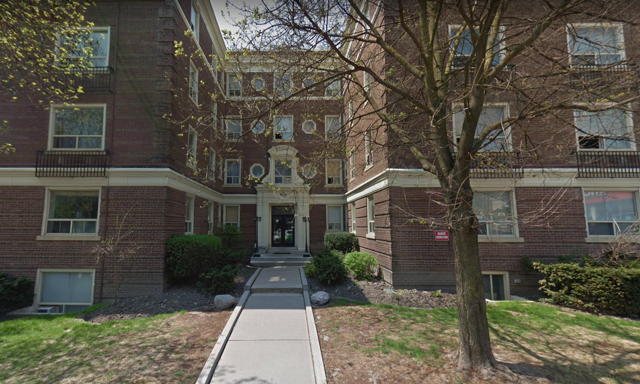 540 Russell Hill Road 102, Toronto, ON M5P 2T3 1 Bedroom Apartment