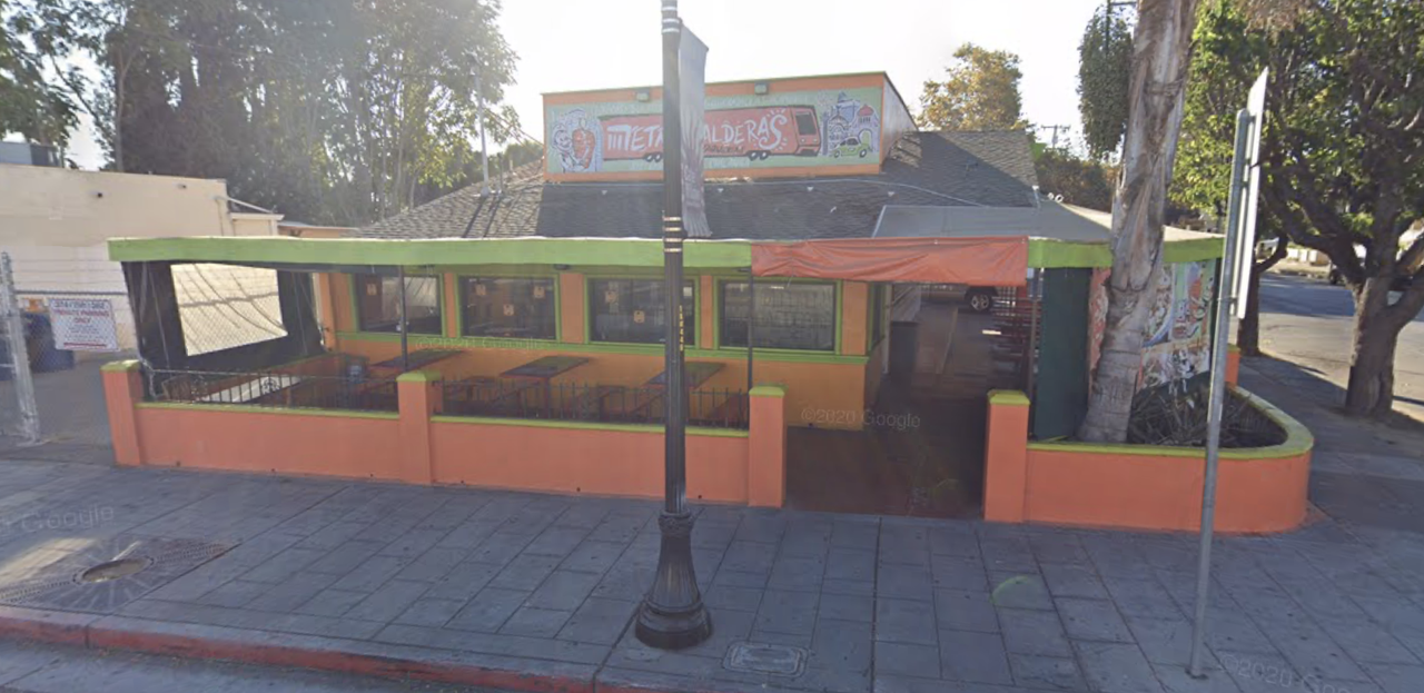 1002 Palm St - Photo 3 of 11