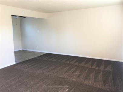 Hendley St. #462 (SR) - Photo 2 of 19