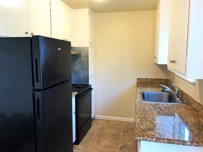 Hendley St. #462 (SR) - Photo 3 of 19