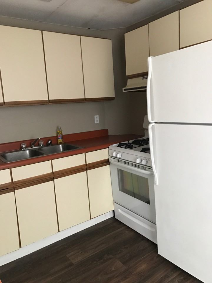 1017 20th Street #1 - Photo 7 of 8