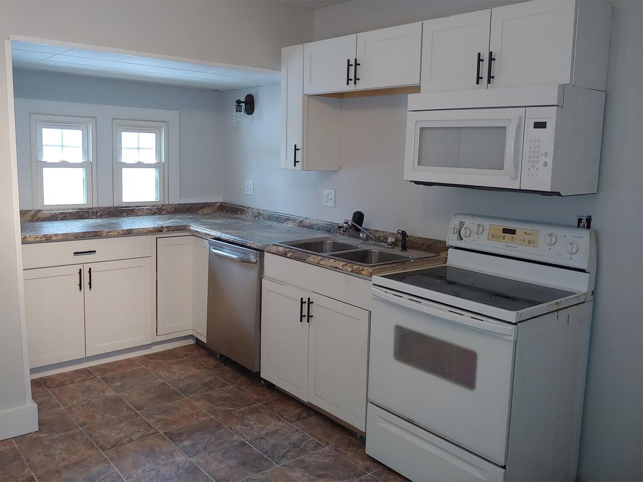 532 Vernon St #1 - Photo 2 of 45