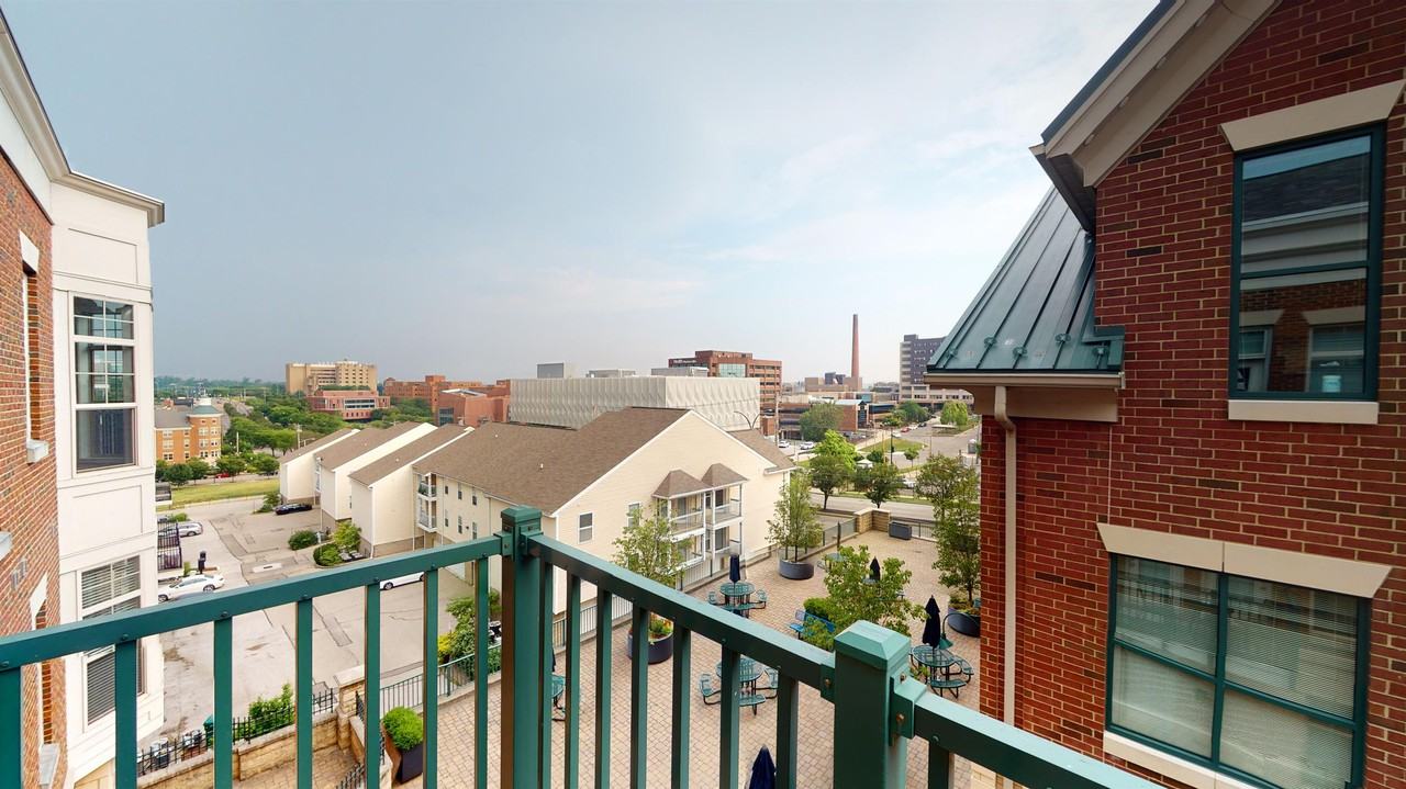 252 Stetson St #404 - Photo 2 of 17