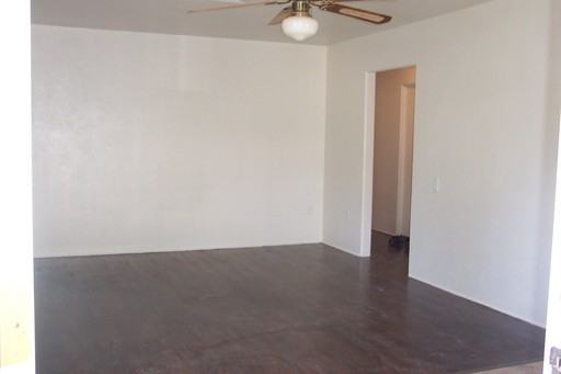 813 E South St - Photo 2 of 12