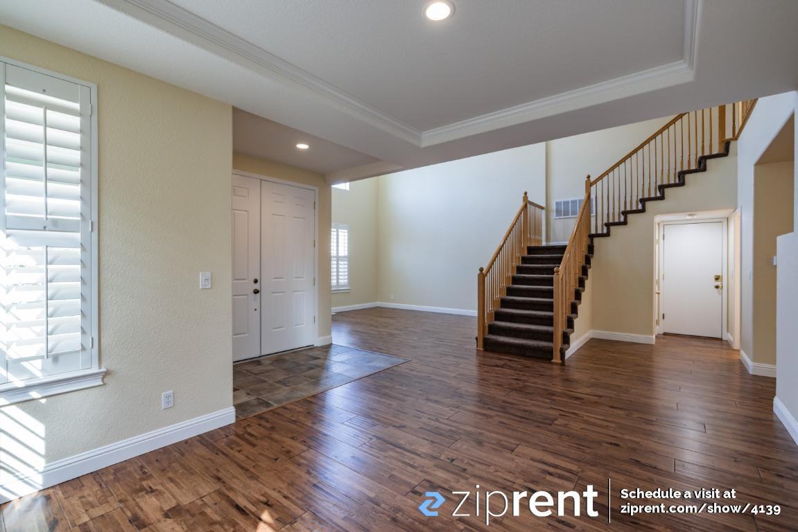 1227 Vintage Greens Dr - Photo 2 of 20