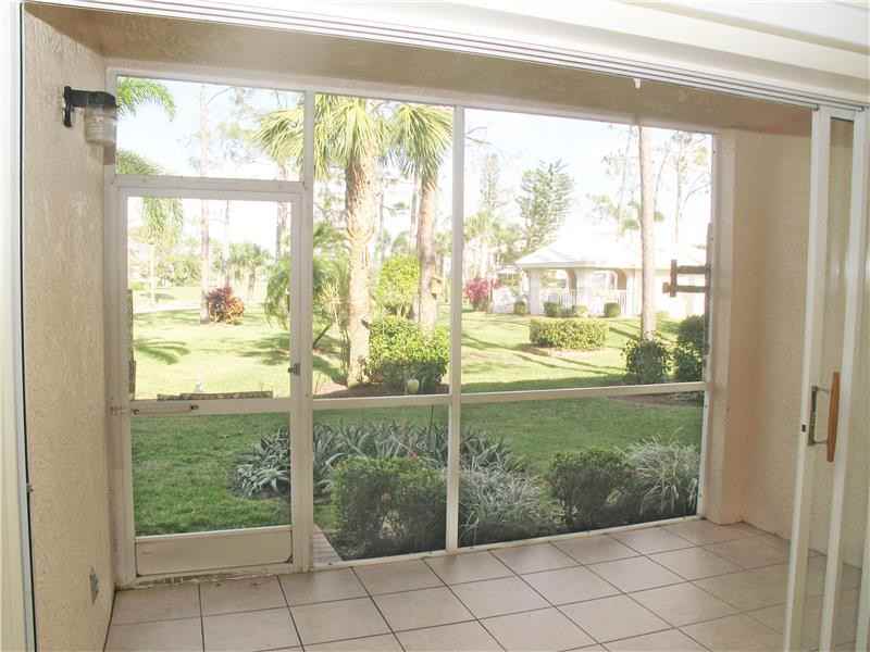 259 Deerwood Cir #2 - Photo 3 of 13