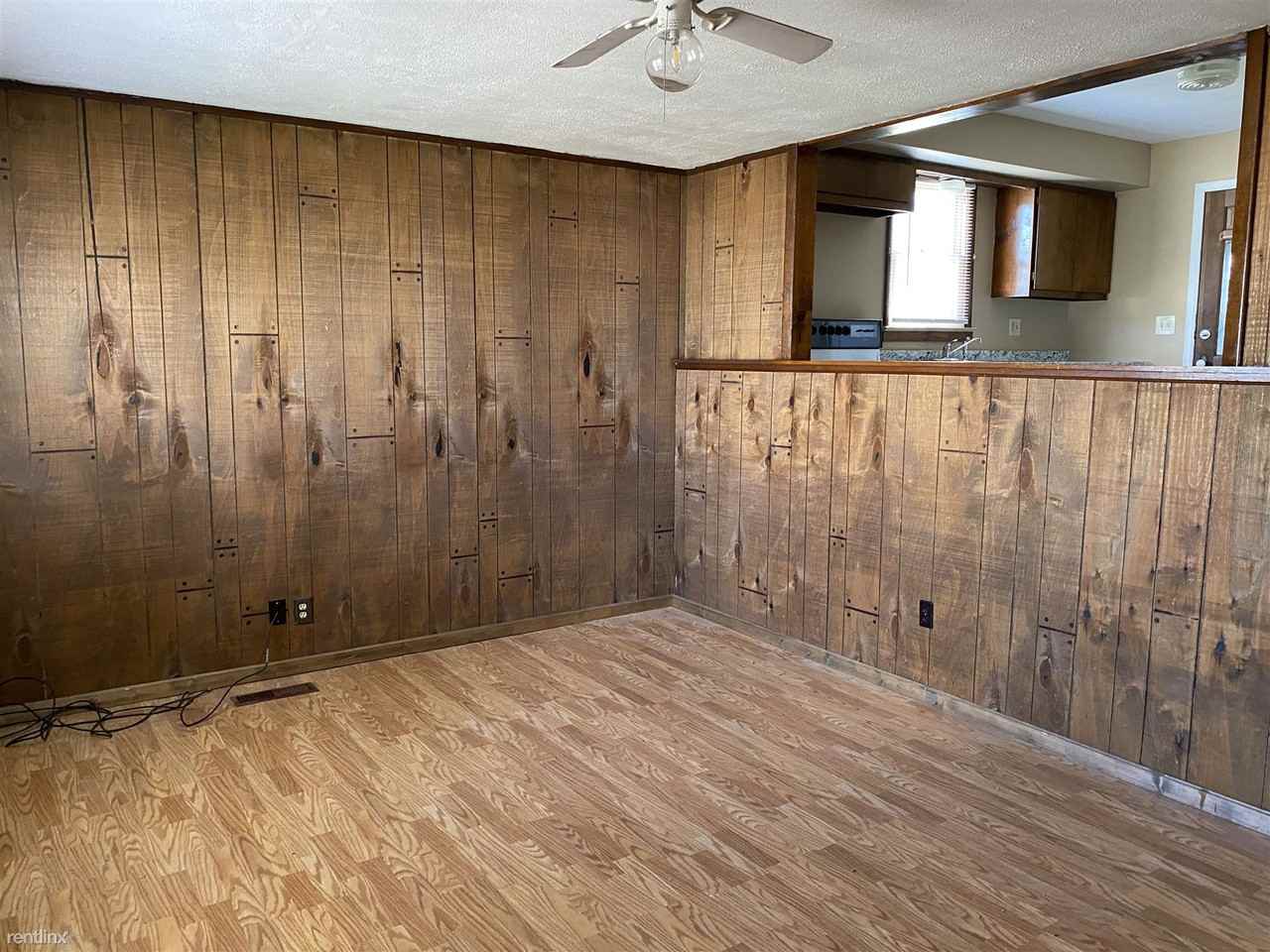 941 1/2 St Rt 58 - Photo 2 of 5