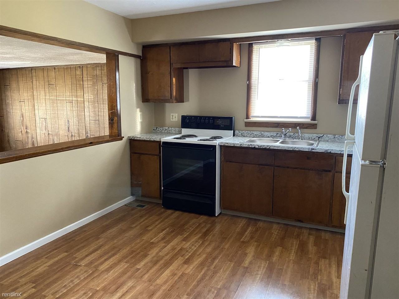 941 1/2 St Rt 58 - Photo 3 of 5