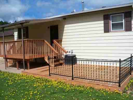 5813 Pine Crest Ct - Photo 2 of 20