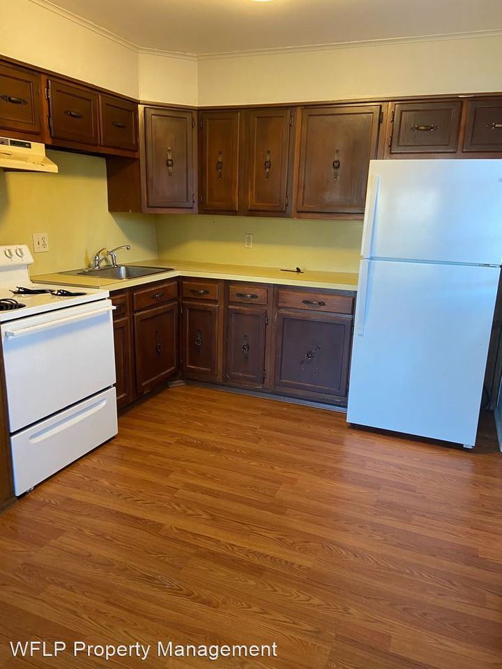 1016 Piedmont St - Photo 3 of 6