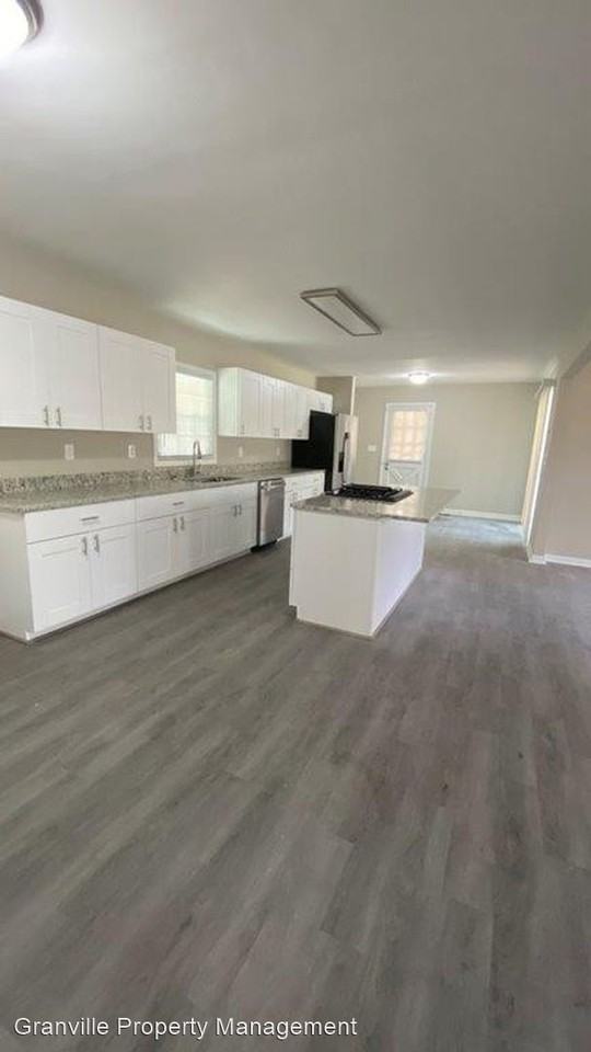 3833 King Edward Trl Sw - Photo 2 of 30