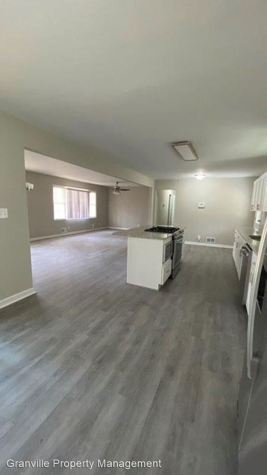 3833 King Edward Trl Sw - Photo 3 of 30