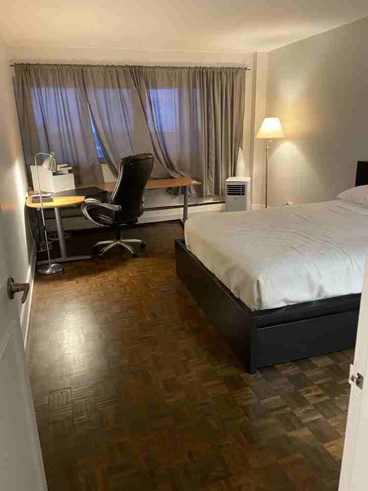 5700 Boul Cavendish - Photo 2 of 18