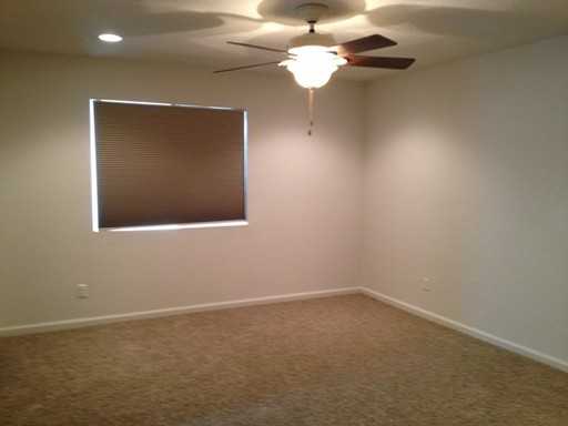 1403 E Sunset Ct - Photo 3 of 8