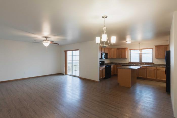 604 Calla Lilly Way - Photo 2 of 6