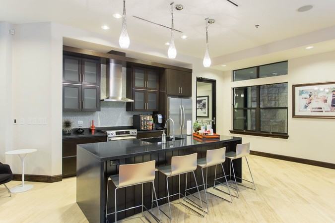 1720 Barton Springs Rd - Photo 3 of 38