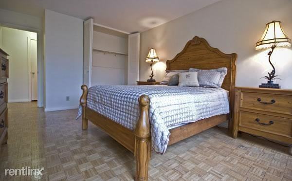 1458 commonwealth ave - Photo 3 of 8