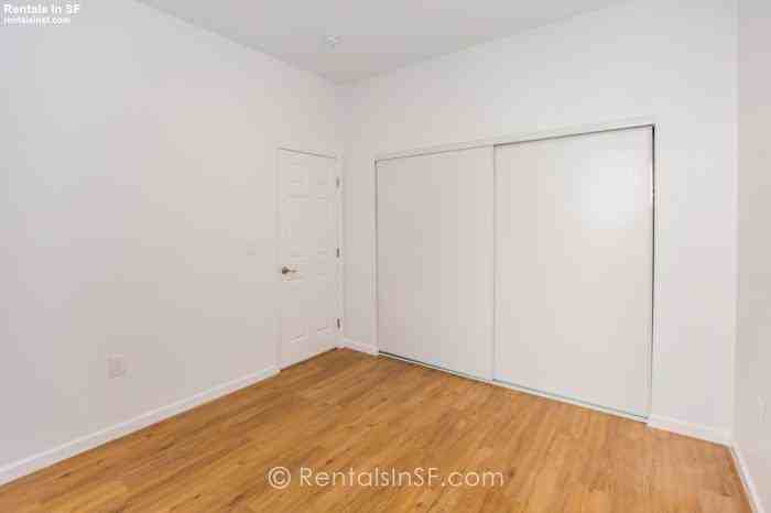 1345 Grove St - Photo 3 of 10