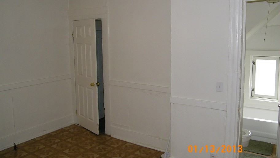 Frost Ave - Photo 3 of 6