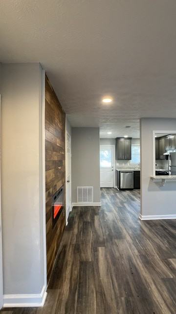 1649 Pinedale Cir Nw #1 - Photo 4 of 26