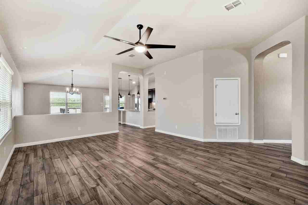 26207 Ponyfoot #1 - Photo 7 of 16