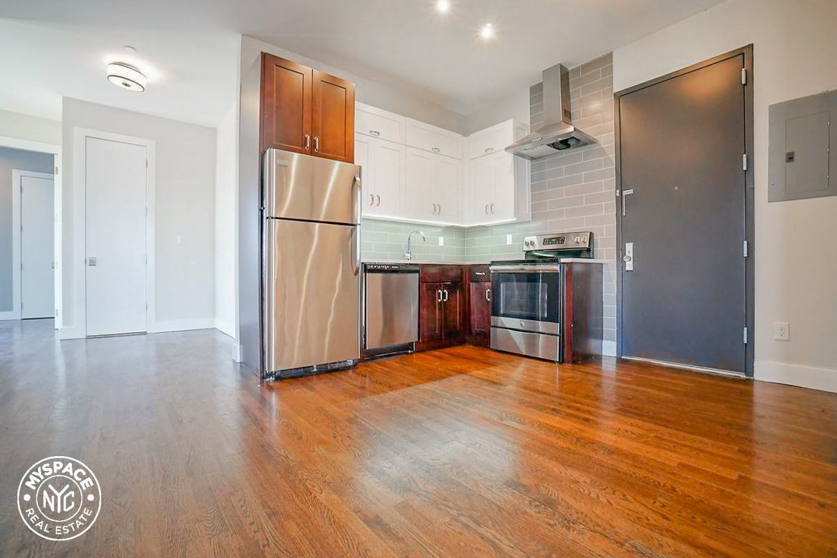 276 Nostrand Ave #3D