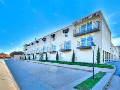 The Nichols Apartments 1110 Sherwood Lane 204, Nichols Hills, OK