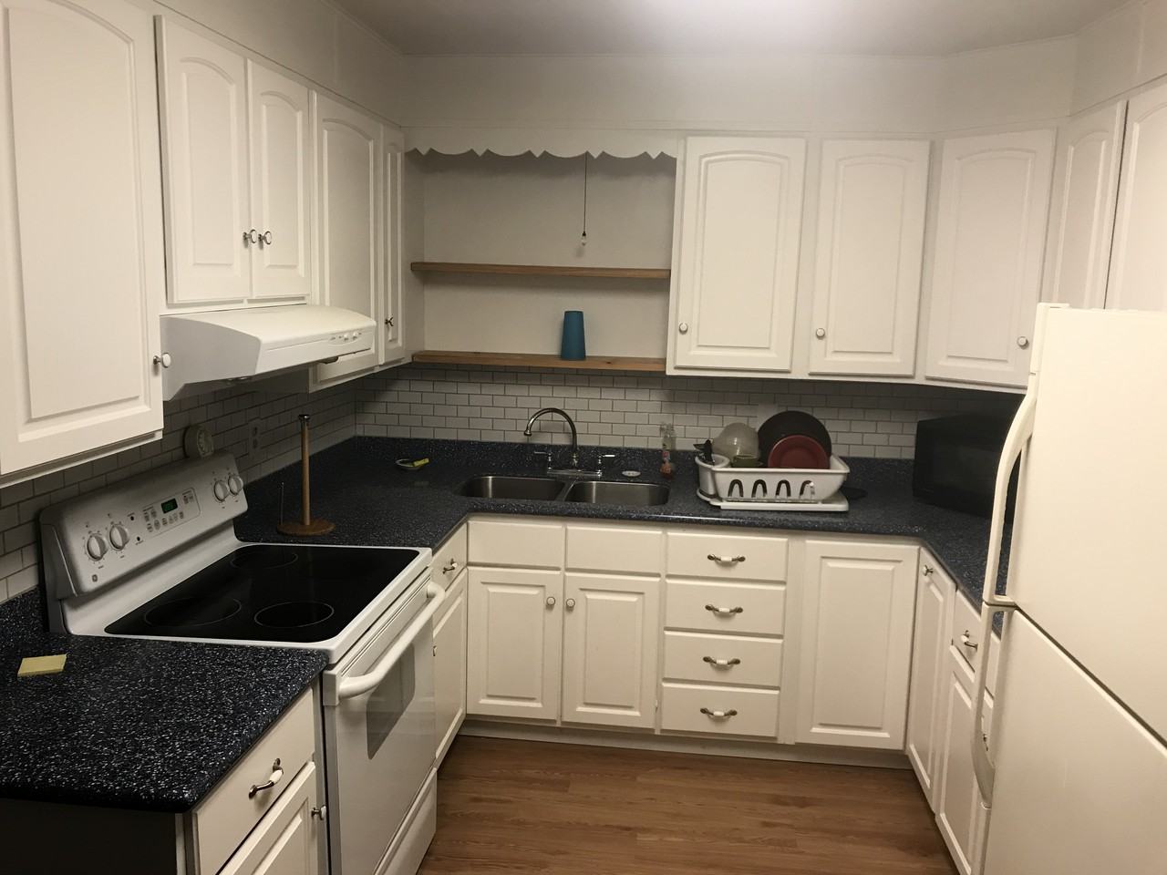 152 E 3rd St #B - Photo 5 of 5