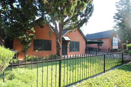 2926 E Morningside St - Photo 2 of 9